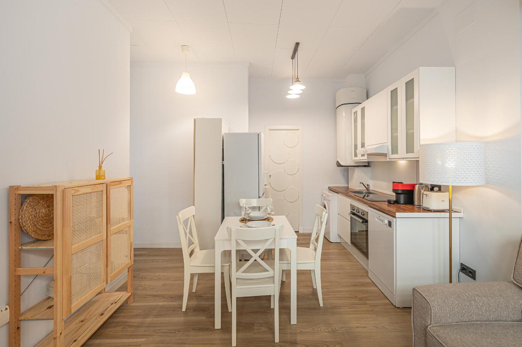 Dona Elvira Carreteria Apartment Malaga Luaran gambar