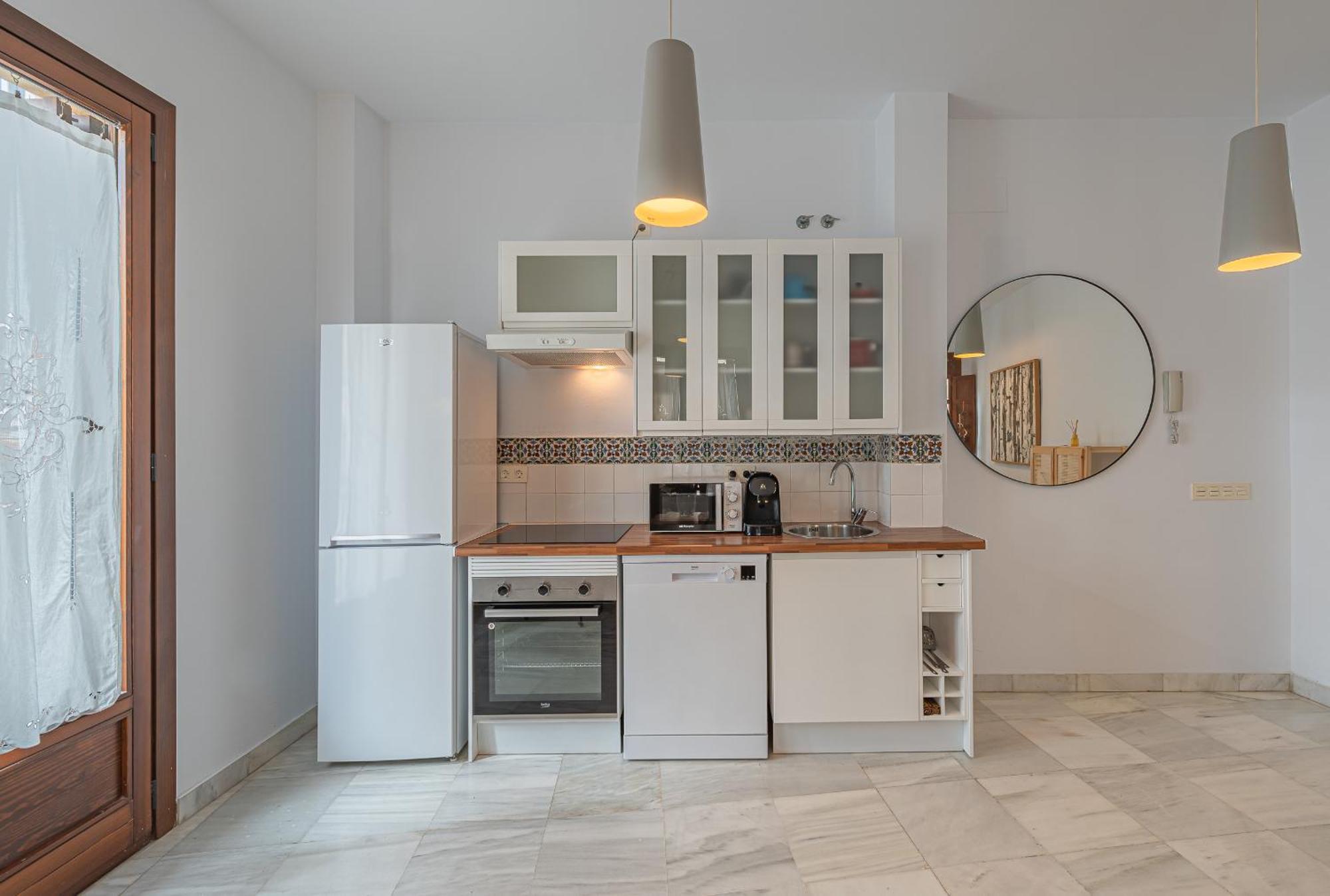Dona Elvira Carreteria Apartment Malaga Luaran gambar