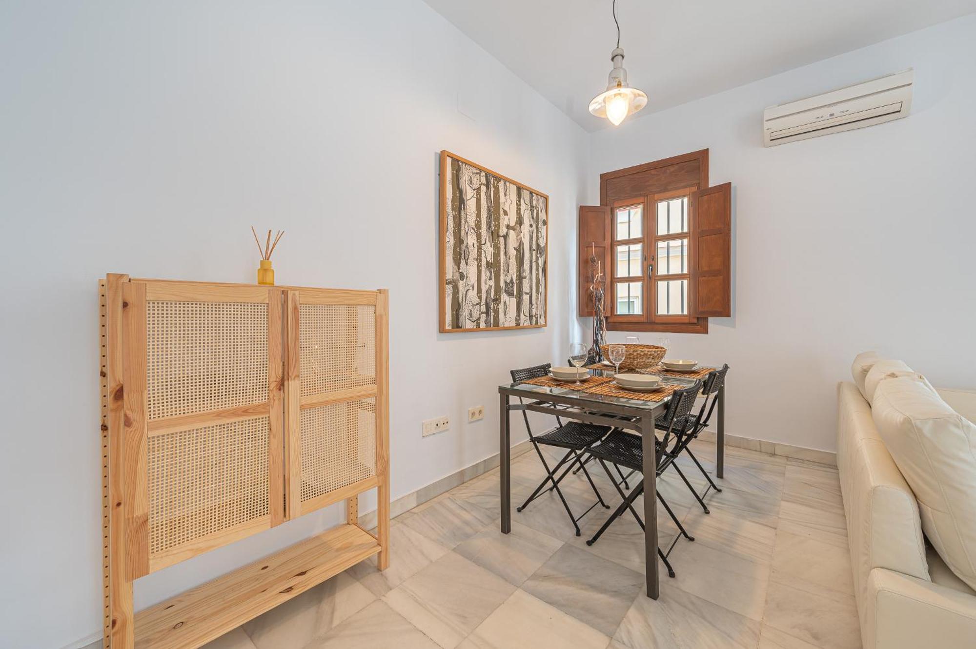 Dona Elvira Carreteria Apartment Malaga Luaran gambar