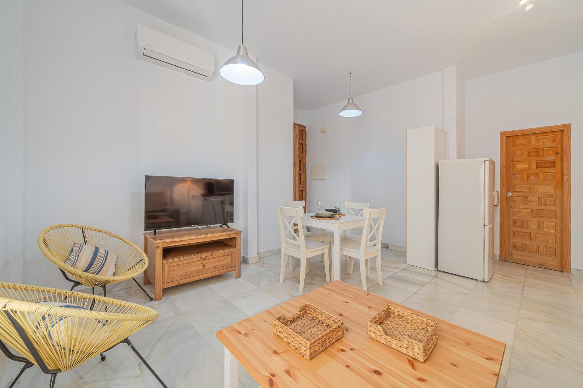 Dona Elvira Carreteria Apartment Malaga Luaran gambar