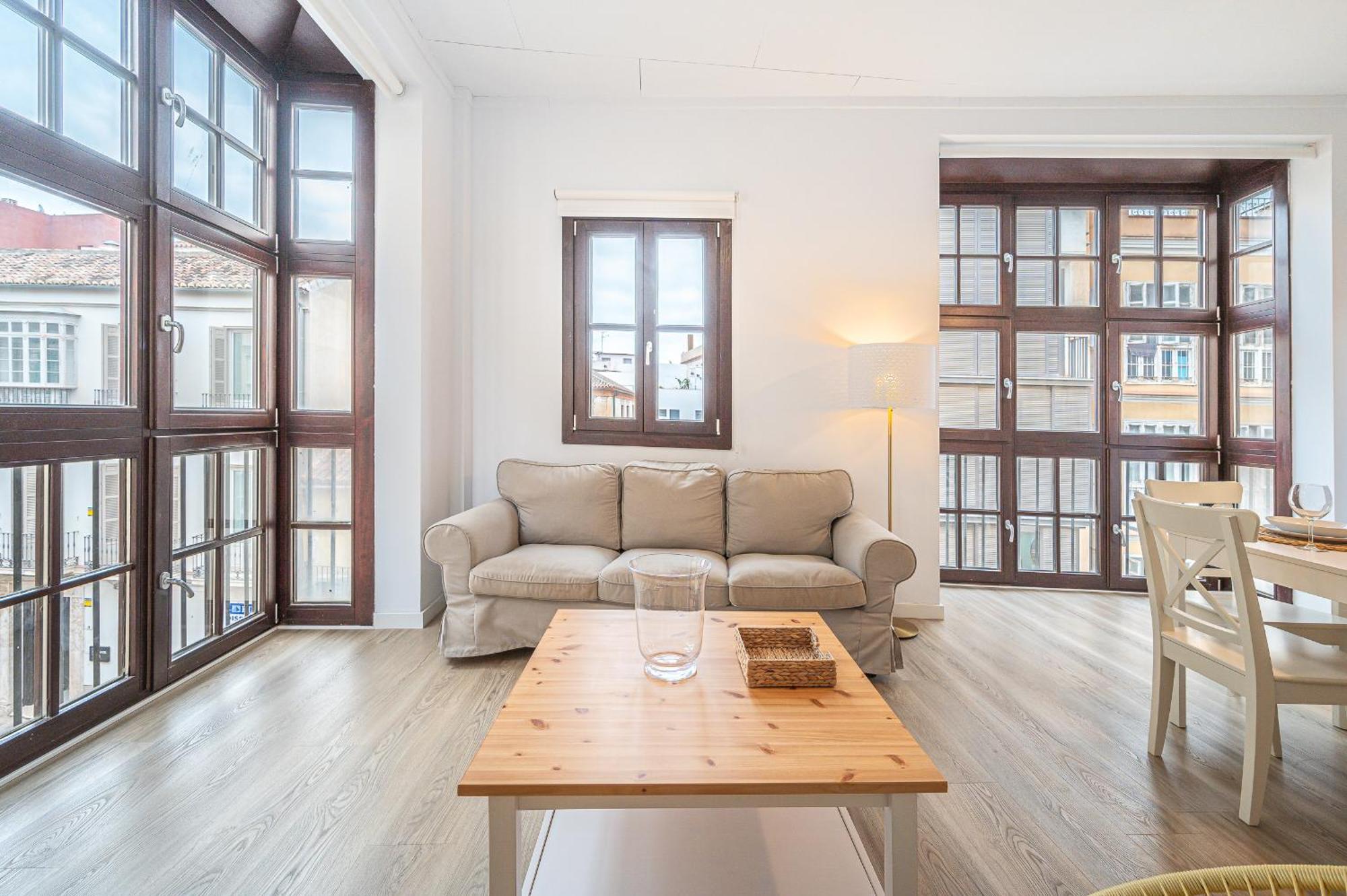 Dona Elvira Carreteria Apartment Malaga Luaran gambar