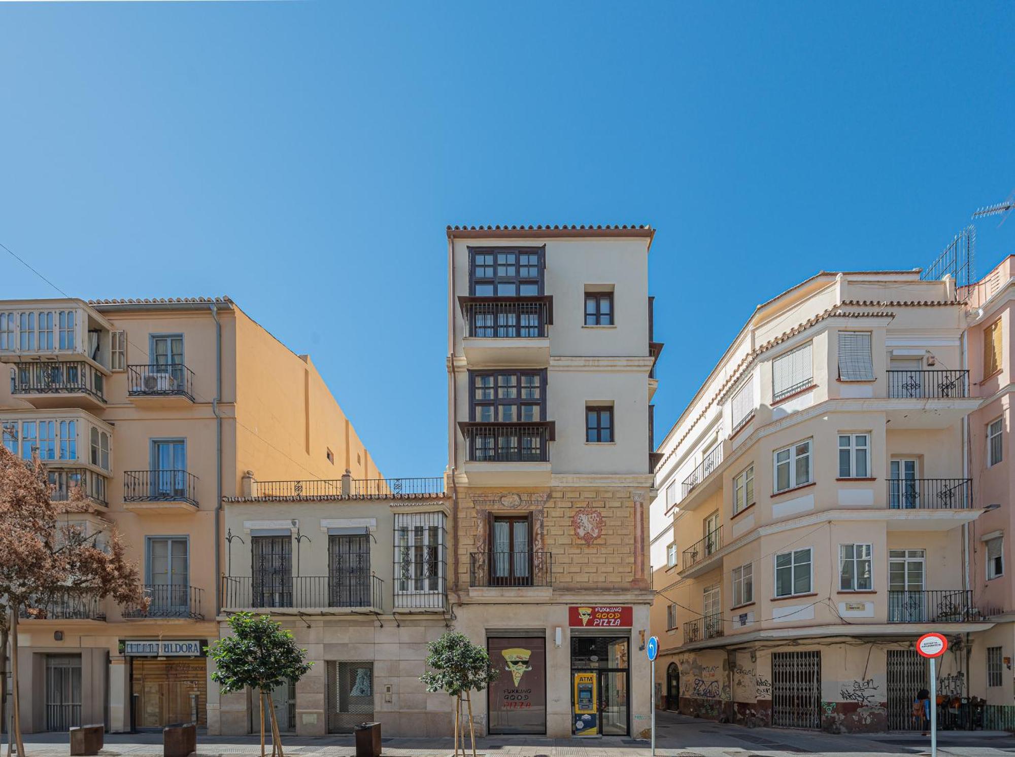 Dona Elvira Carreteria Apartment Malaga Luaran gambar